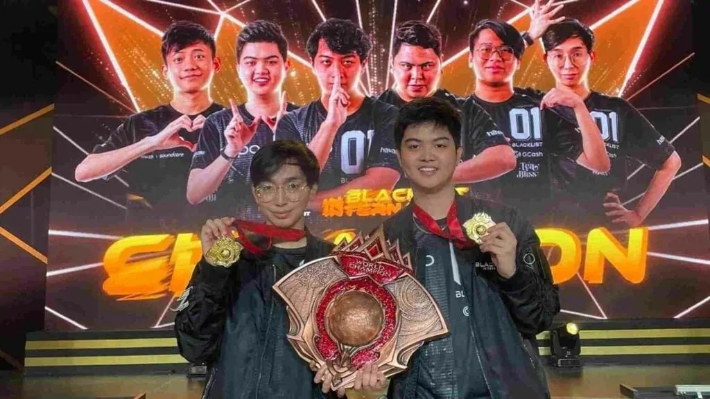Listahan ng mga panalong nakamit nina OhMyV33nus at Wise sa nagdaang mga taon OhMyV33nus Wise M3 Championship