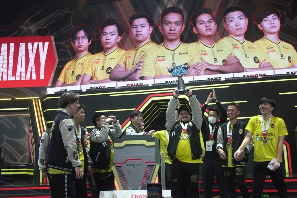 Coach ng 0-13 Cignal Ultra, MPL Champion na ngayon: Ganito hinulma ni Coach Yeb ang isa sa best comeback stories sa esports