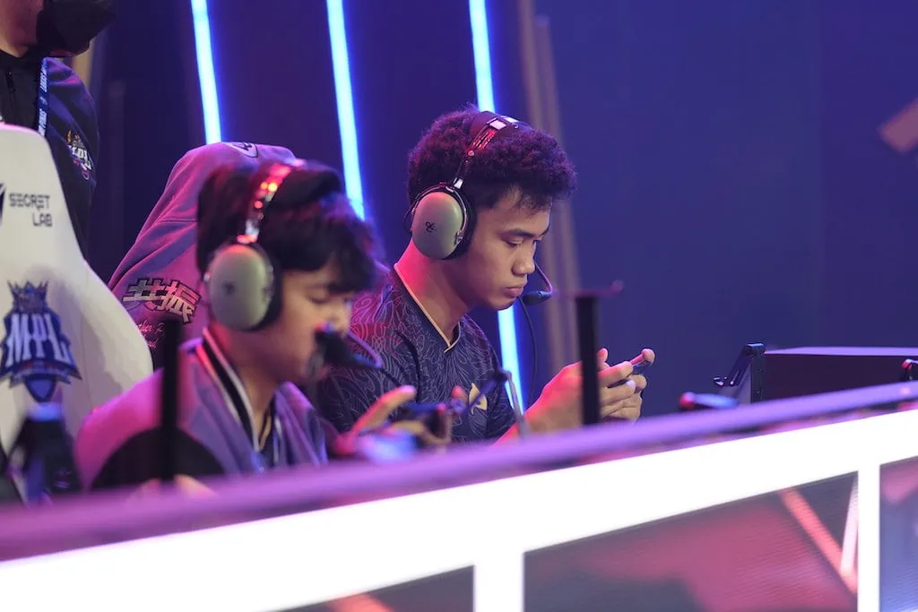 Bennyqt hinirang na unang Razer Gold- MPL PH Press Corps Player of the Week