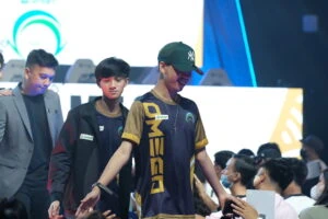 Ch4knu confidence booster daw para sa mga baguhan ng Smart Omega, backstage coach ni Mikko